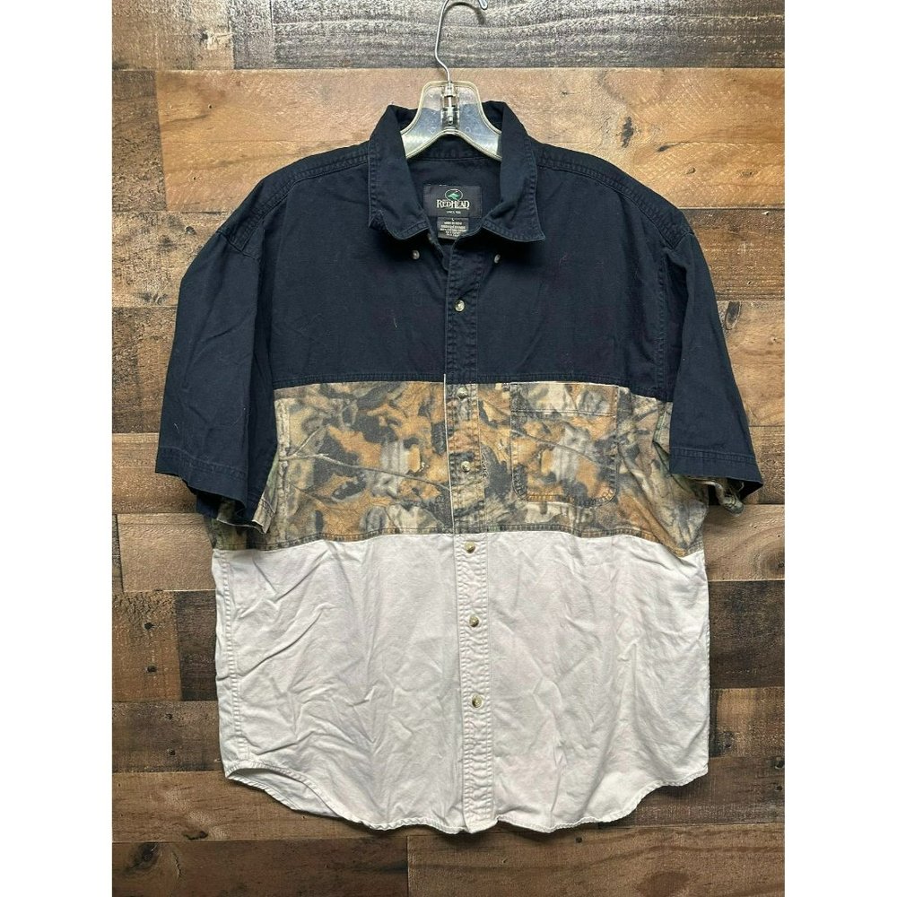 Red Head Men's Short Sleeve Button Up Size Large